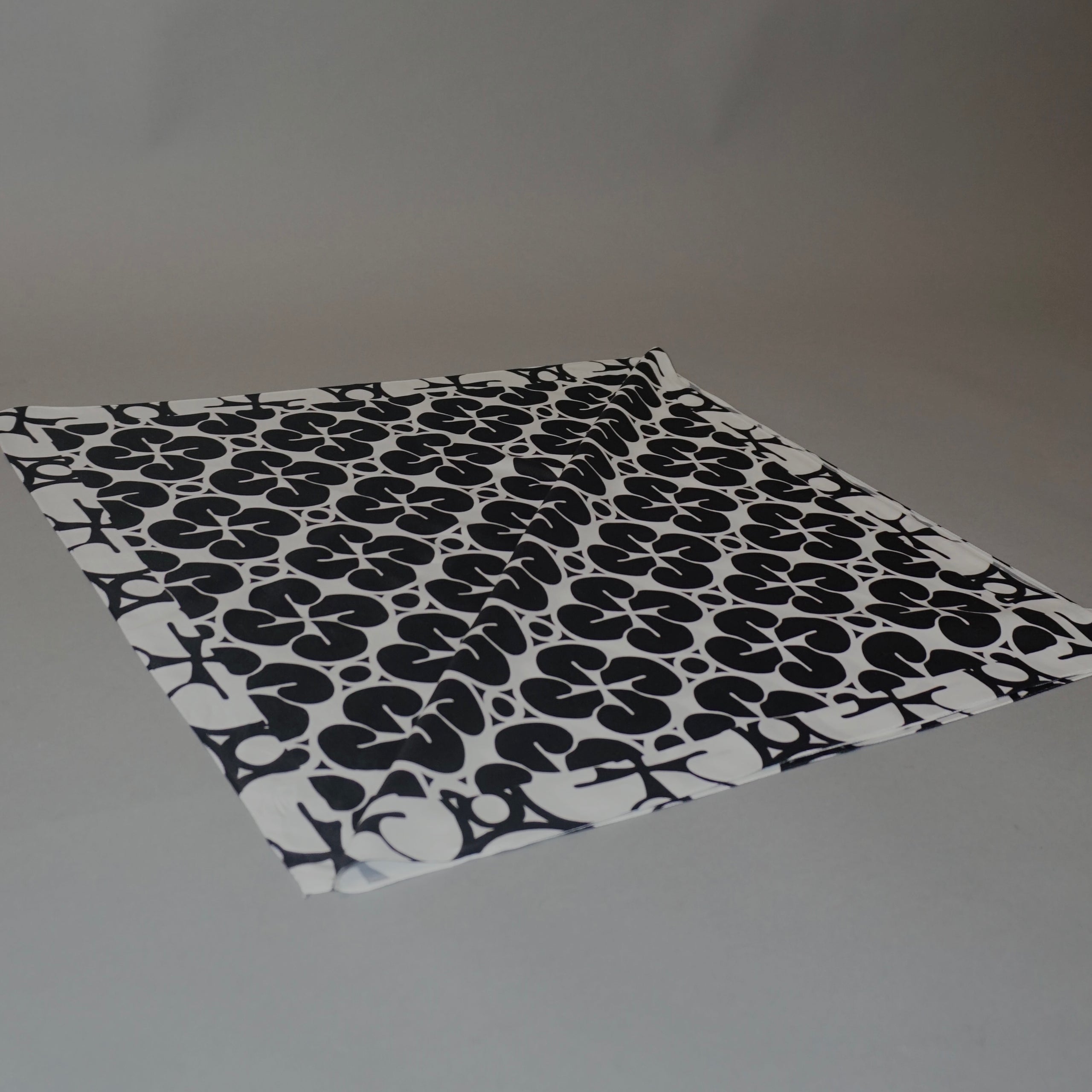 "Pilar Studio Pattern 01"