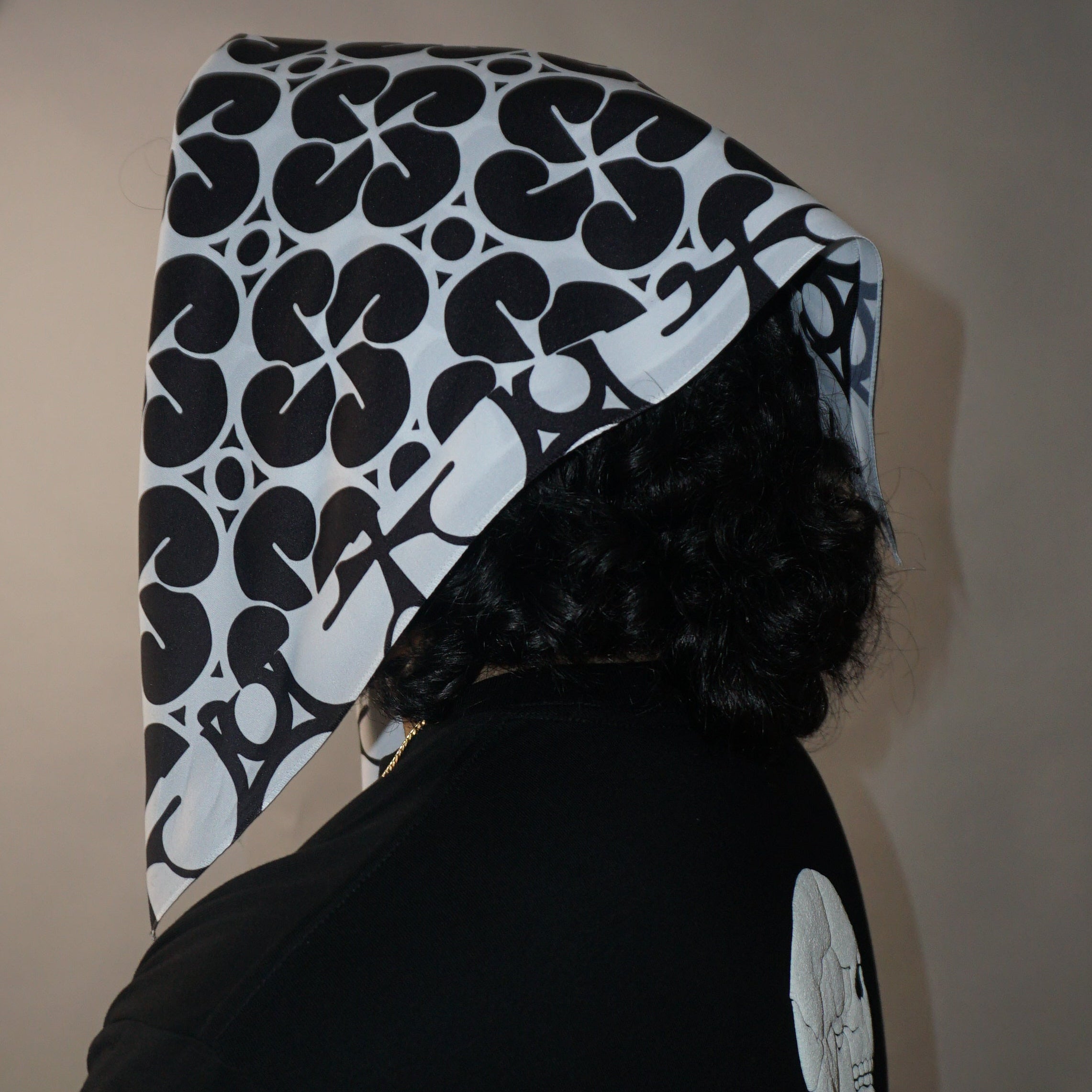 "Pilar Studio Puff Design"